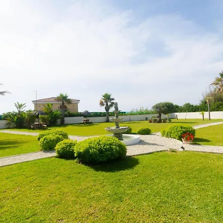 Villa Julian