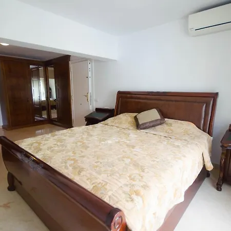 Julian Villa Estepona