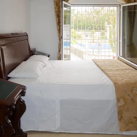 Villa Julian Estepona